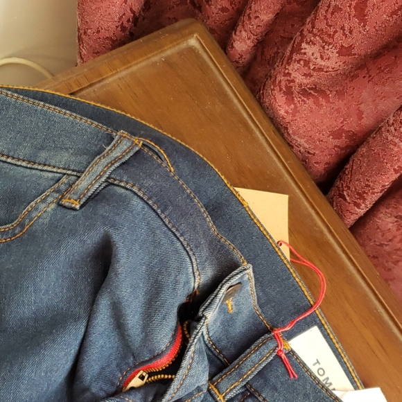 NWT Tommy Hilfiger Jeggings - Picture 3 of 3